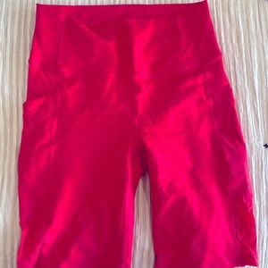 Power hold by fabletics